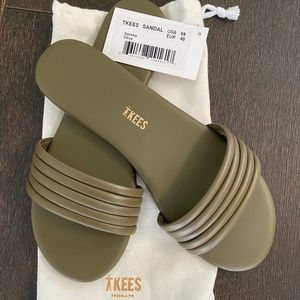 TKEES SERENA SANDAL OLIVE USA 9 NWT